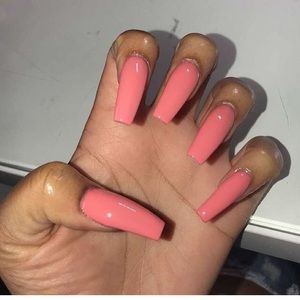 Meet your Posher, Naima